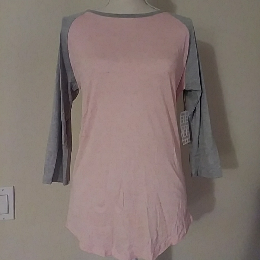 LuLaRoe Randy Shirt